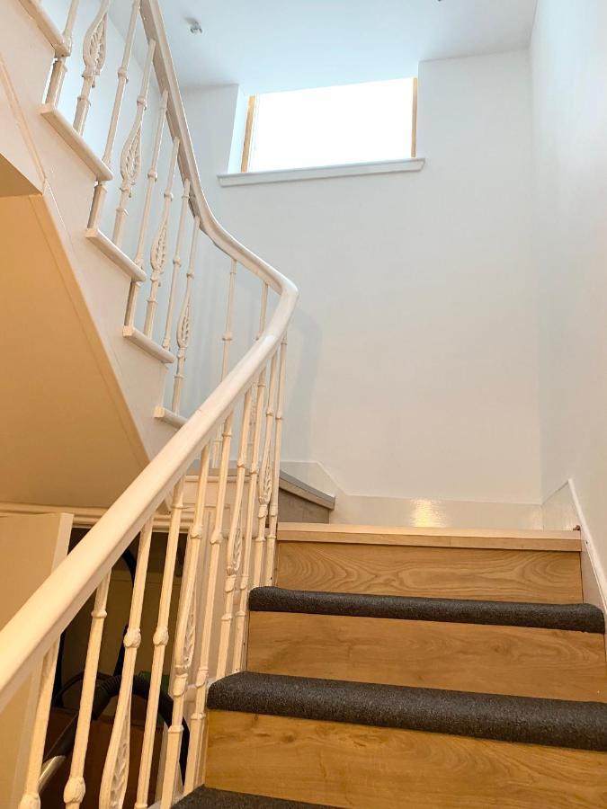 Waterloo Townhouse Инвернесс Экстерьер фото